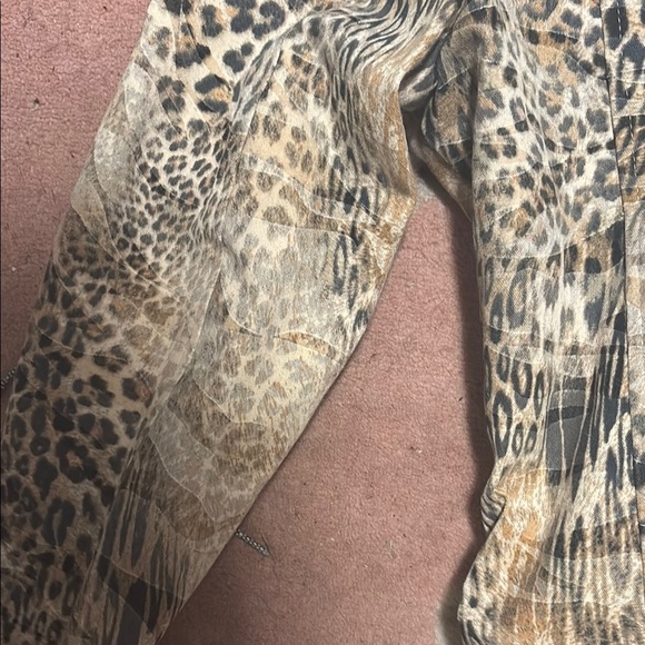 Cachet Brown and Black Jean Jacket with Luxurious Faux Fur - Picture 10 of 10